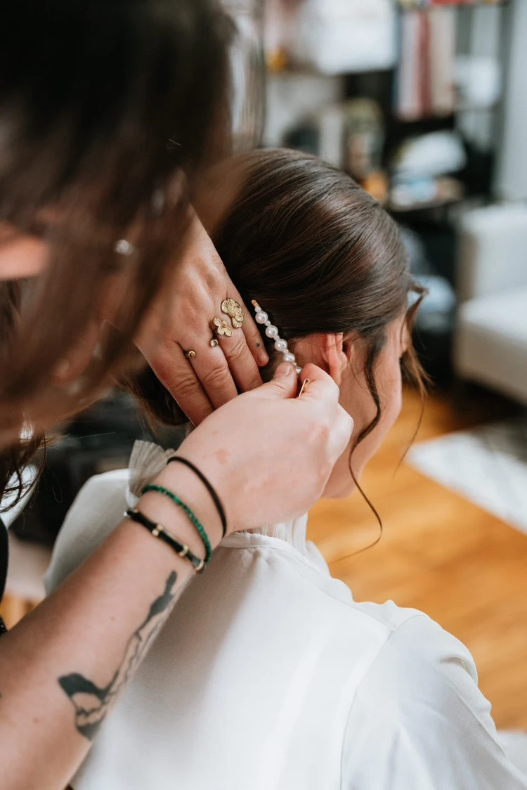 Préparer son essai coiffure et maquillage : le guide ultime pour les mariées